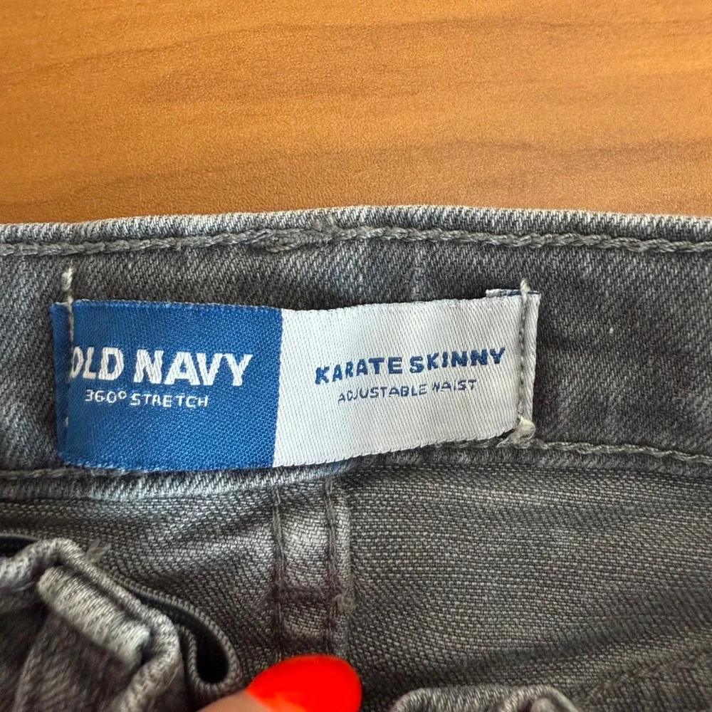 SALE Old Navy Kids 3T Gray Distressed‎ Jeans Karate Skinny Adjustable Waist